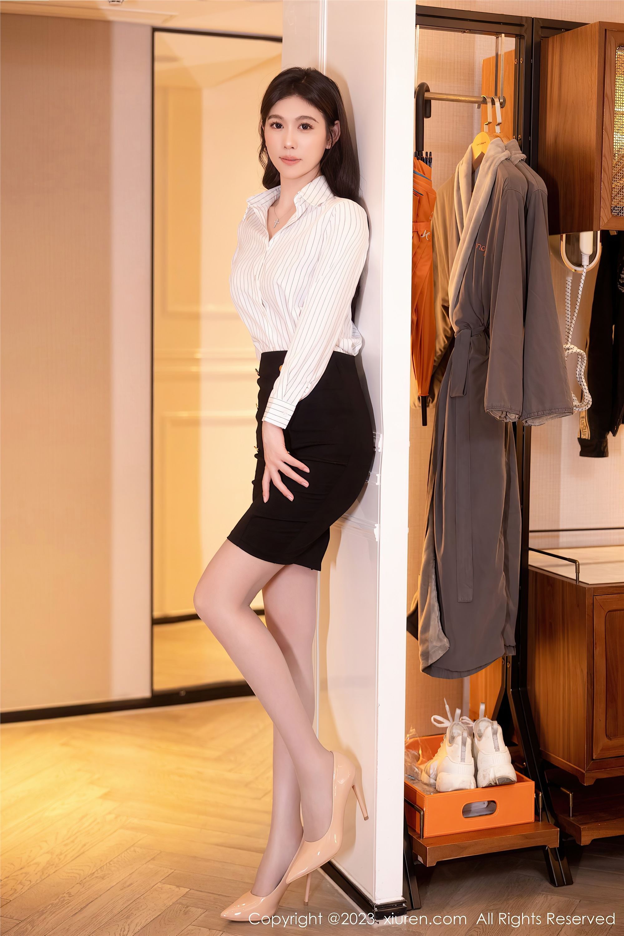 Xiuren秀人网 2023.09.05 NO.7335 李雅柔182CM